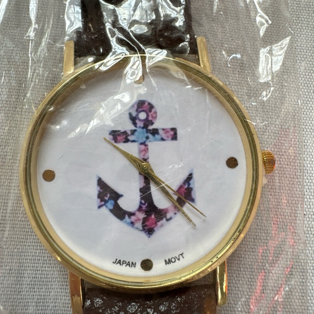 NWT Ladies Nautical Round Gold Tone Black Faux Leather Band Analog Watch